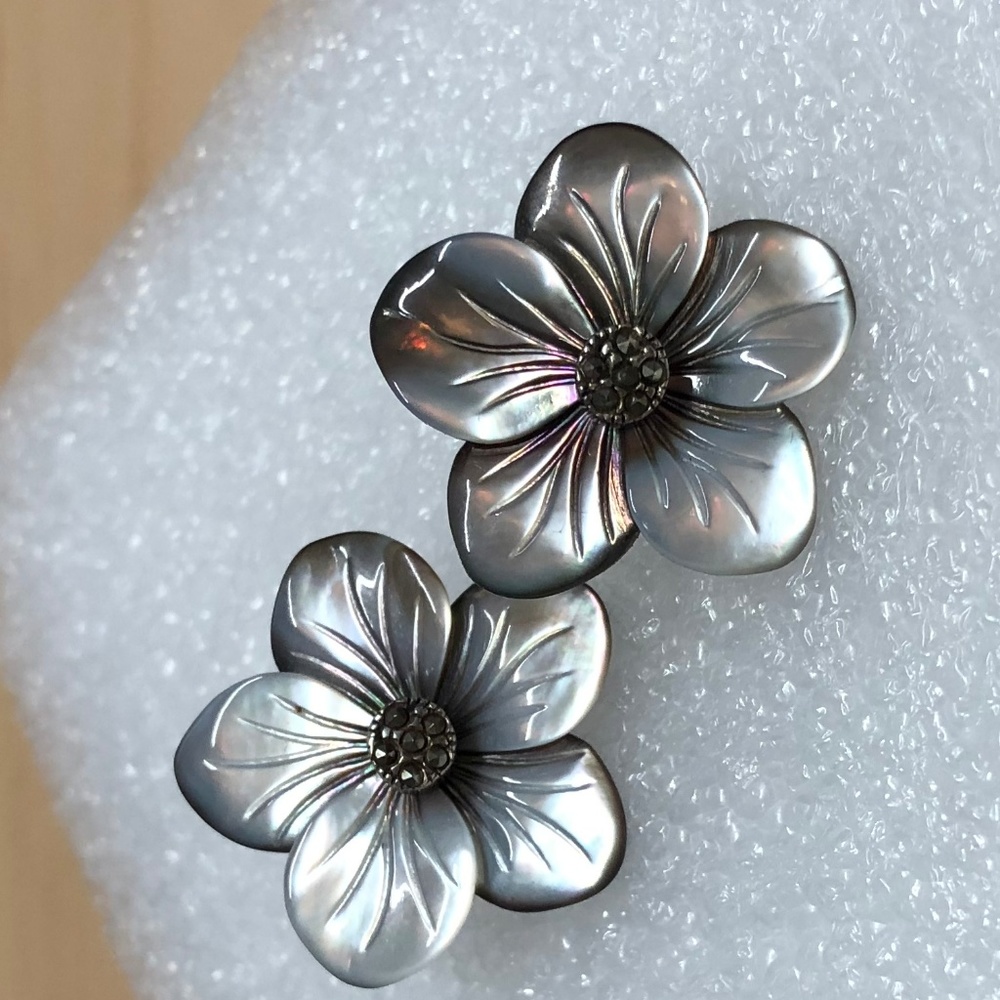 Bess Heitner Blossom Earrings